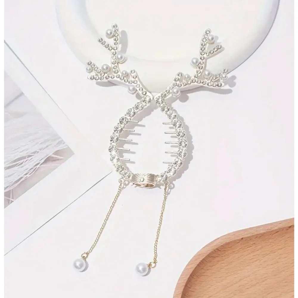 Rhinestone Christmas Reindeer Antlers Hair Clip with Faux Pearl Accent